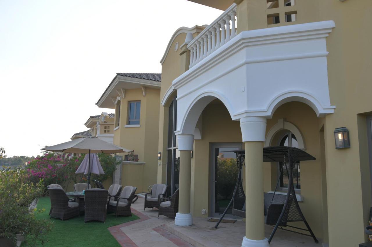Chic 4Br Villa With Assistant Room And Private Pool On Palm Jumeirah By Deluxe Holiday Homes Dubai Dış mekan fotoğraf